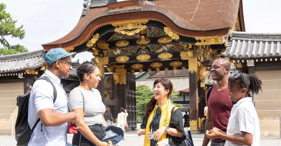 Kyoto: Nijo-jo Castle and Ninomaru Palace Guided Tour - Karamon Gate: the first lesson in status and symbolism