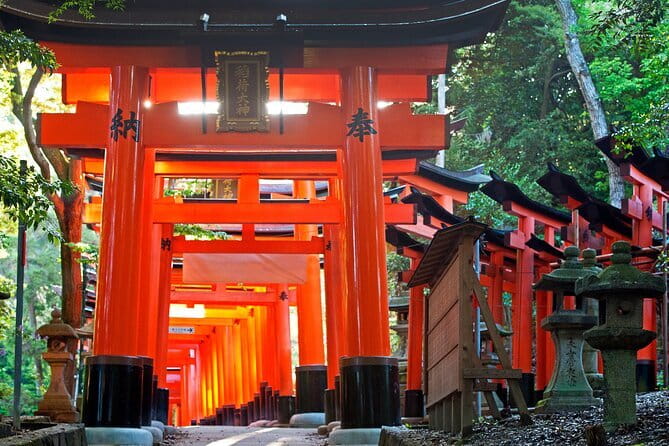 Kyoto: Nijo, Kinkaku-ji, Arashiyama, Kiyomizu & Fushimi Inari - Starting at 7 a.m. near Kyoto Station