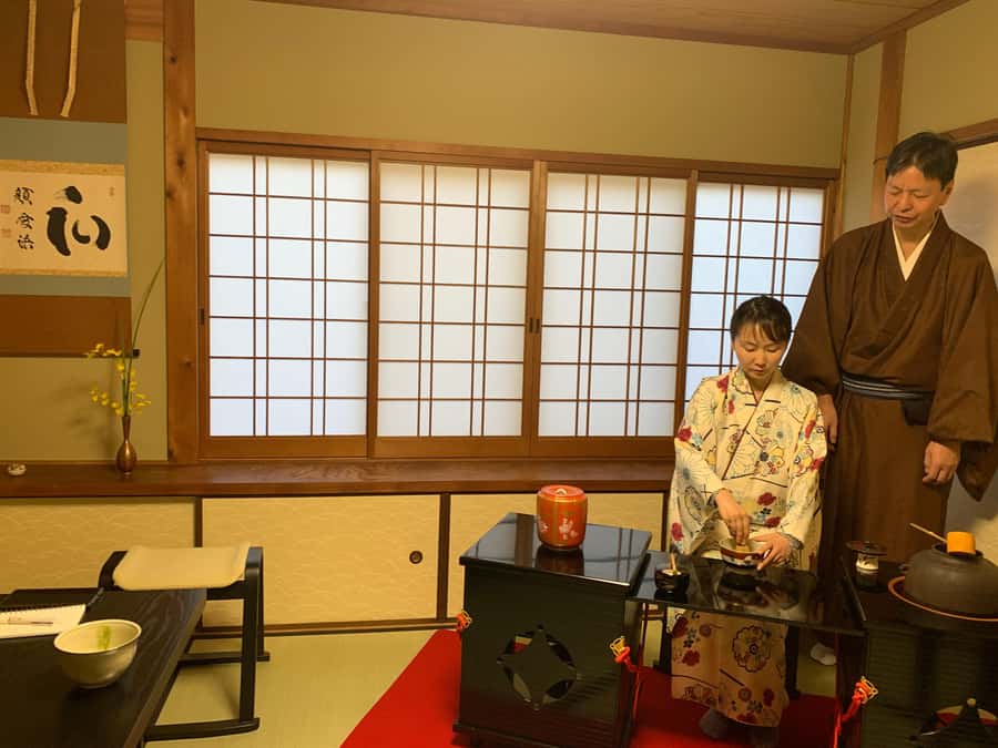 Kyoto Ninenzaka: Tea Ceremony in Old Townhouse with Chairs - Key points at a glance