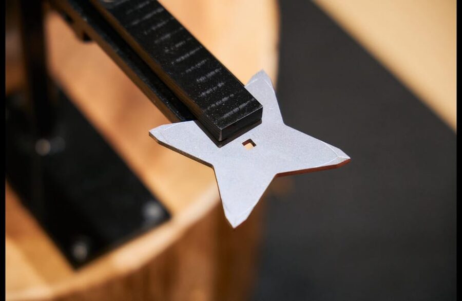 Kyoto: Ninja Weapon Forging Experience - Sharpening and sanding: where the shape appears