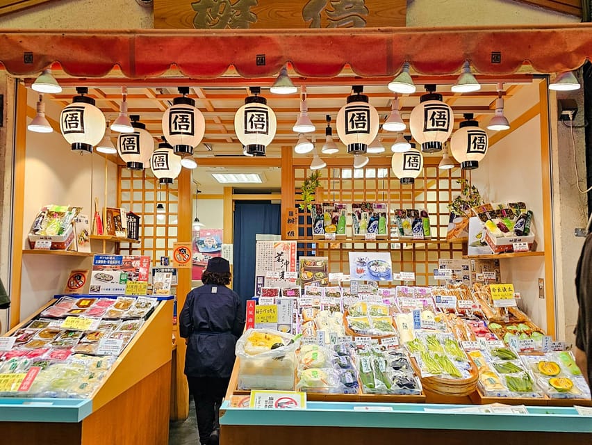 Kyoto: Nishiki Market and Depachika Food Tour with a Local - Price, pace, and practical value