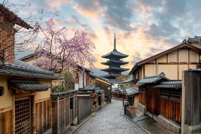 Kyoto/Osaka: Kyoto and Nara Customized Private Guided Tour - What this Kyoto and Nara day is really designed to do