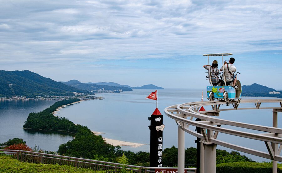 Kyoto/Osaka: Kyoto Coast, Amanohashidate & Ine Bay Day Trip - How the guiding can affect the day