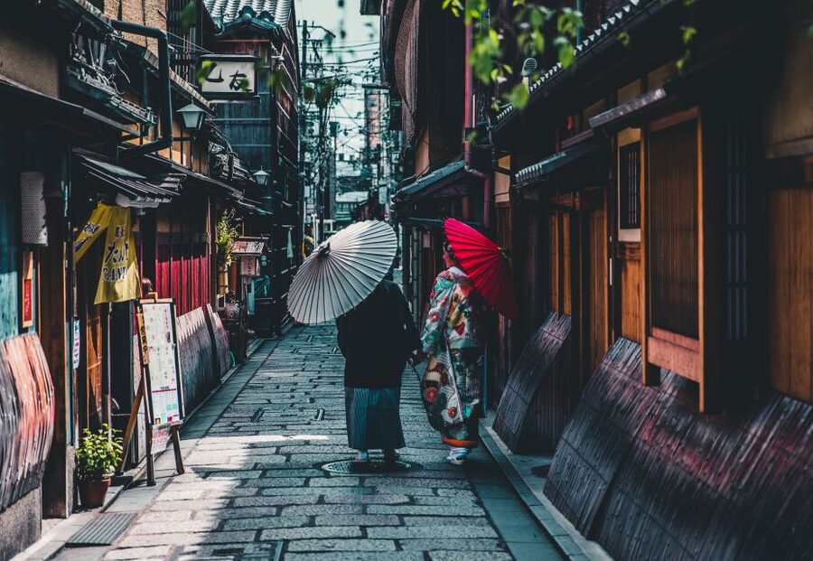 Kyoto: Personalized Guided Private Tour - Gion, machiya houses, and old Kyoto streets