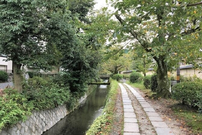 Kyoto Philosophy Walk with Philosopher (Private/6.5 hour) - Ginkaku-ji and the appeal of restraint