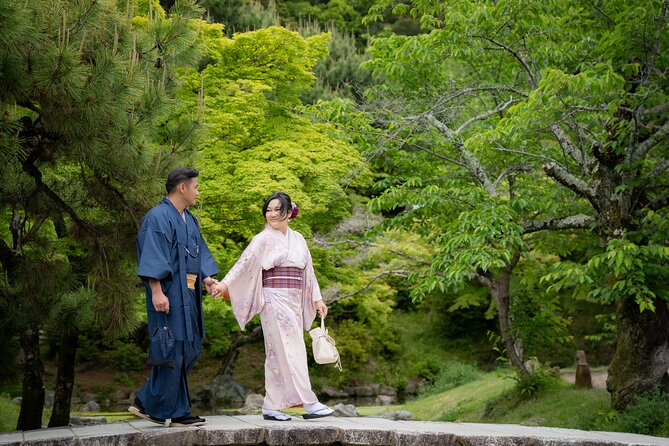 Kyoto Portrait Tour with Kimono - A Kyoto photo walk, not just a posed studio session