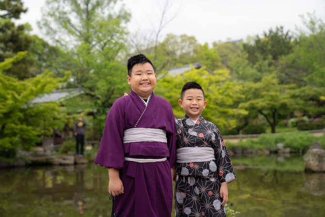 Kyoto Portrait Tour with Kimono - Chion-in brings a grand temple backdrop