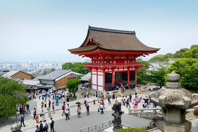 Kyoto Private Day Tour with English-Speaking Driver from Kyoto - Kodai-ji and Yasaka Shrine add variety
