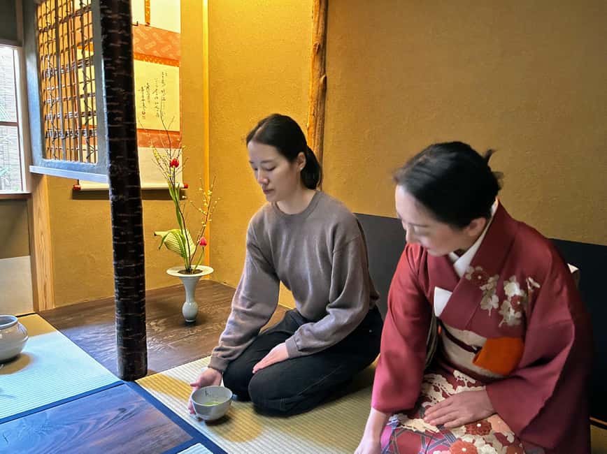 Kyoto: Private Tea Ceremony at local home with tea master - Making your own bowl of Kyoto matcha