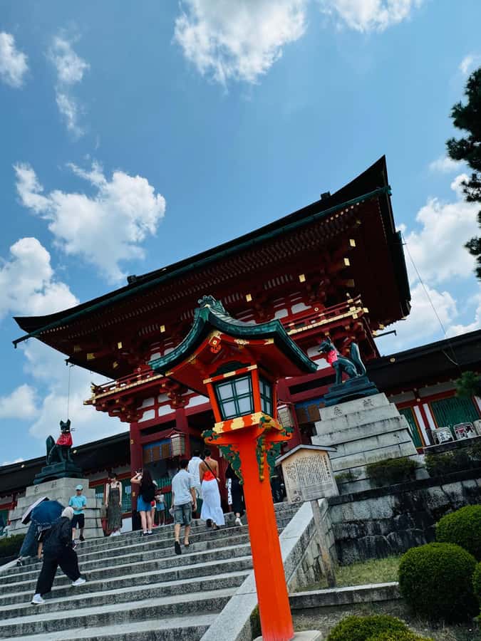 Kyoto:Private Tour/Luxury Vehicle with Guide & photographer - Photography that is useful, not formal