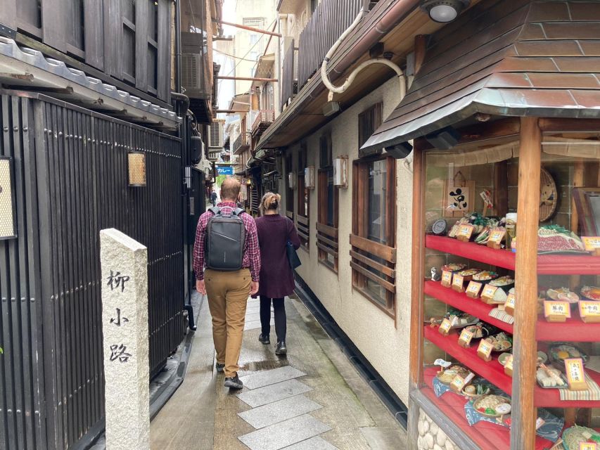 Kyoto: Private Walking Tour with Kiyomizu Temple & Gion - Gion, from Minamiza Theatre to Hanamikoji Street