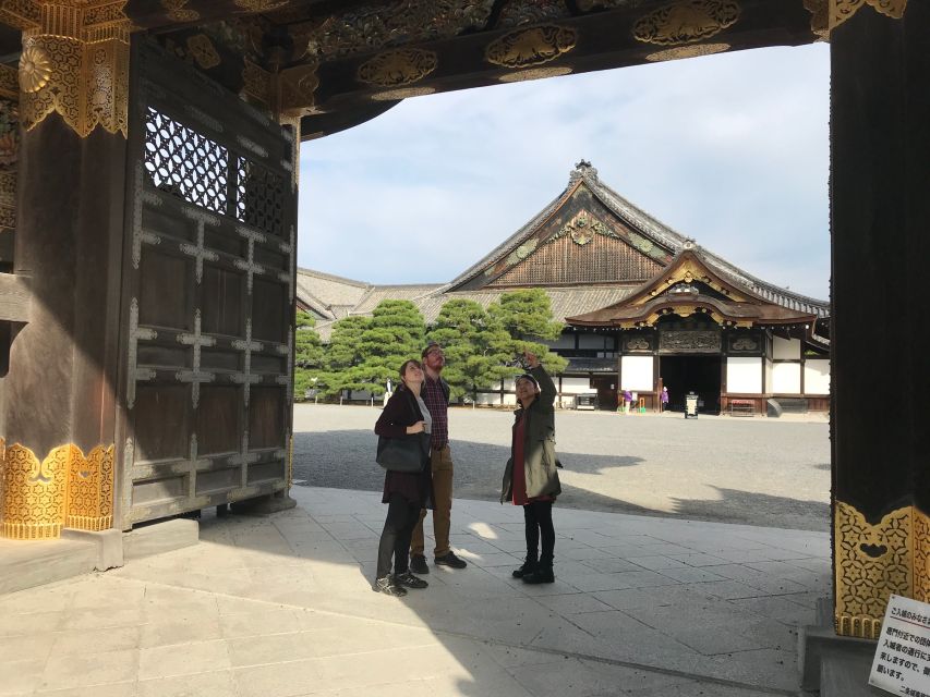 Kyoto: Private Walking Tour with Kiyomizu Temple & Gion - The guide makes the private format worthwhile