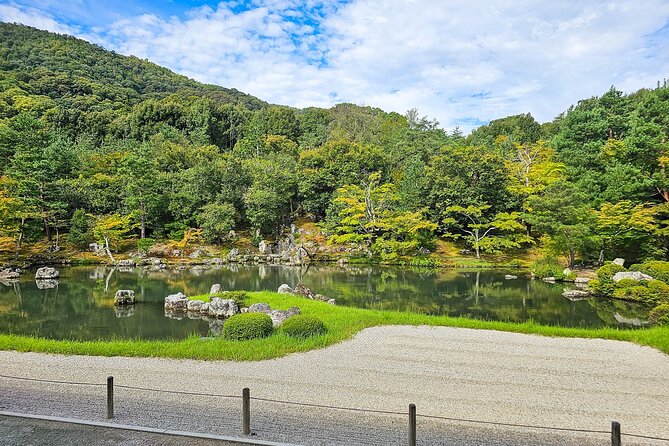 Kyoto's Arashiyama Bamboo Grove: 3-Hour Guided Tour - Tenryuji Temple brings context to the scenery