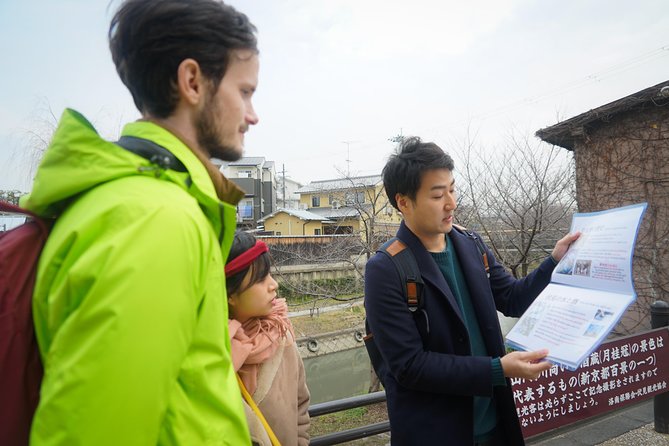 Kyoto Sake Brewery & Tasting Walking Tour - What the guide adds to the experience