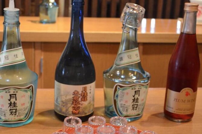 Kyoto Sake Brewery Tour with Lunch - Walking Through Fushimi’s Temples and Local Streets