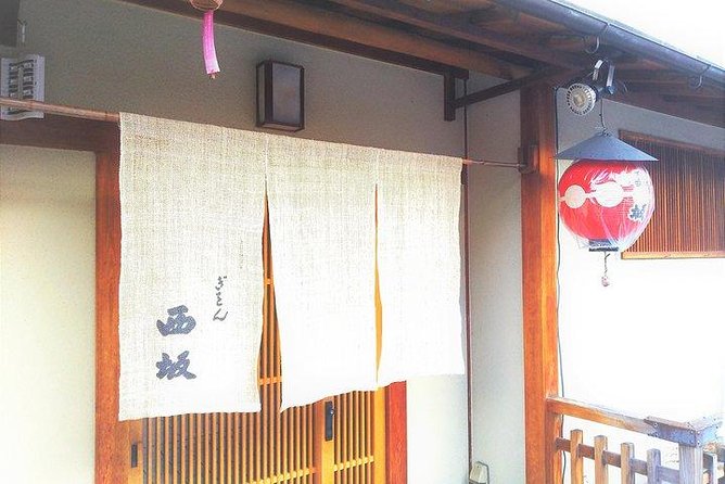 Kyoto Samurai and Geisha Town Private Walking Tour - Kinkakuji and the famous golden reflection