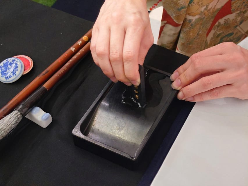 Kyoto: Sumi Ink and Brush Calligraphy Experience - Key points to know before booking