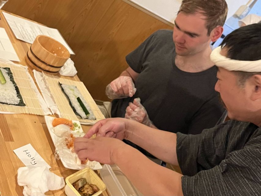 Kyoto: Sushi Making Class with Sushi Chef - From a toy model to real nigiri