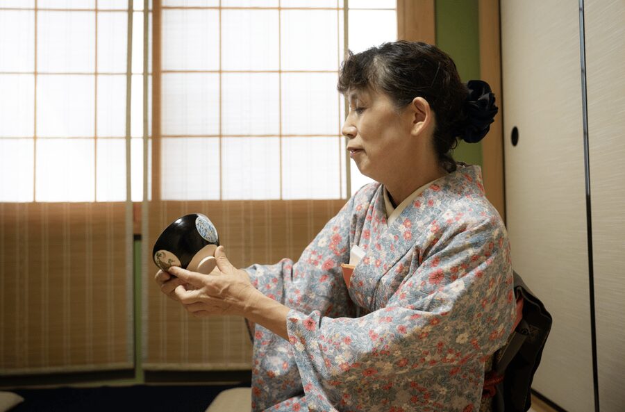 Kyoto: Tea Ceremony Experience in a Small Tea Room - Making Matcha Yourself