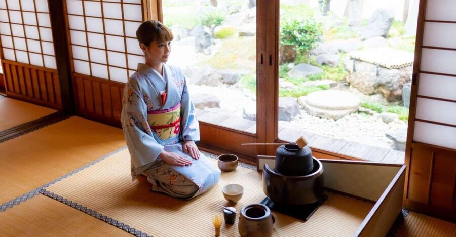 Kyoto: Tea Ceremony Ju-An at Jotokuji Temple - A quiet walk through the temple grounds