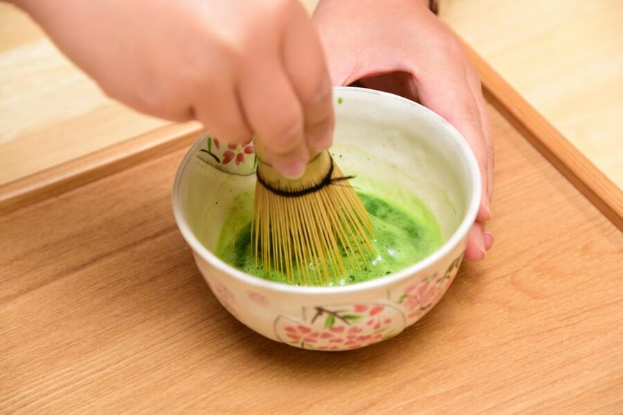 Kyoto: Tea Museum Tickets and Matcha Grinding Experience - What happens during the one-hour matcha class