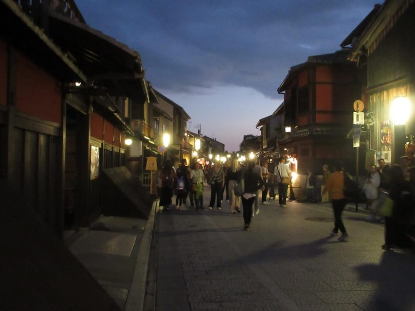 KYOTO: Tempio Kiyomizu Pagode Gion “Geisya” (Guida Italiana) - Meeting at Kyoto Station without confusion