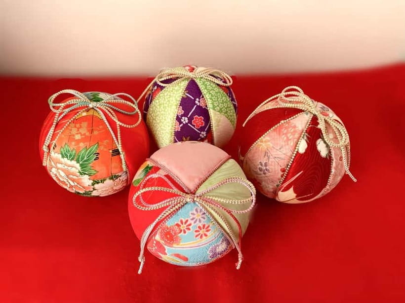 Kyoto: Traditional Kimono Fabric Handicrafts Workshop - Best For Families, Couples, and Solo Visitors