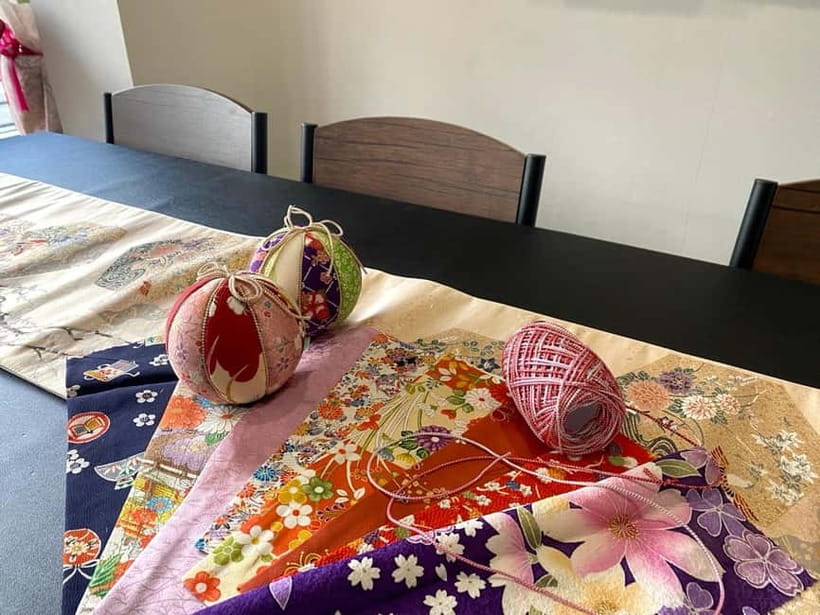 Kyoto: Traditional Kimono Fabric Handicrafts Workshop - The Two-Hour Craft Session