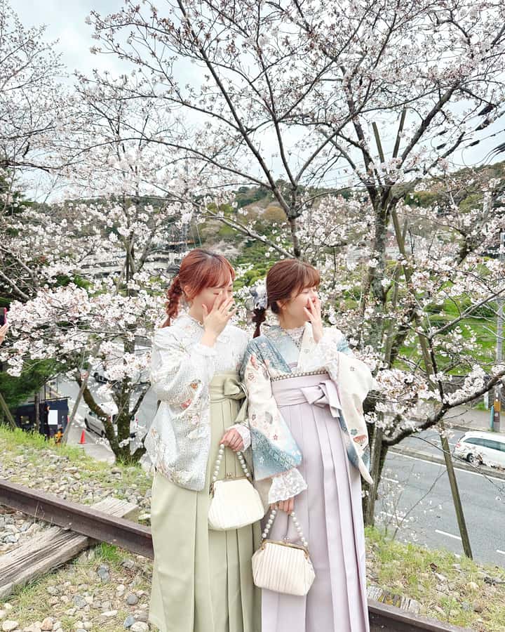 Kyoto: Traditional Kimono Rental with Seasonal Kimono - Strolling toward Gion and Kyotos photo spots