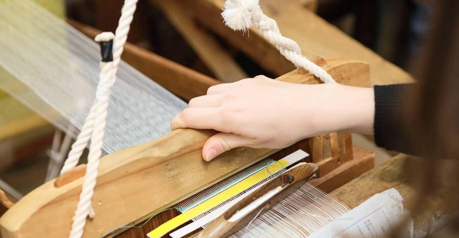 Kyoto: Try Nishijin Weaving in the Oldest Geisha District - Why the weaving lesson is the real draw