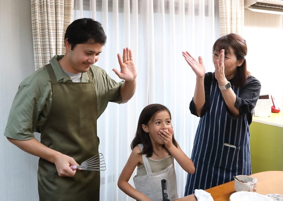 Kyoto: Wagashi (Japanese sweets) Cooking near Fushimiinari - How the class works for families