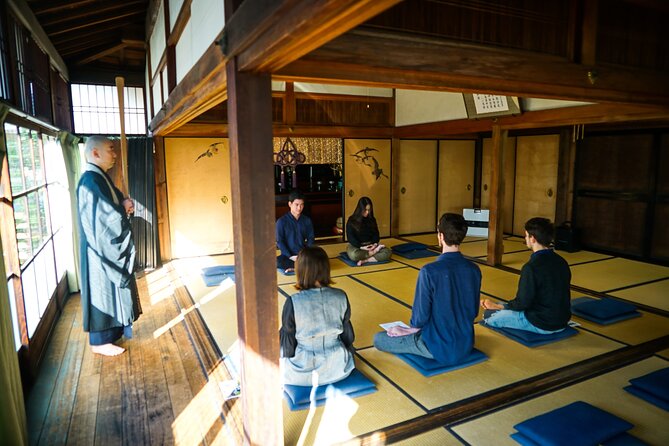 Kyoto Zen Meditation & Garden Tour at a Zen Temple with Lunch - Walking through Tofukuji with a local guide