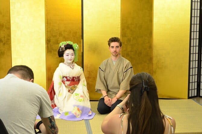 Let's make Japanese accessories with Mizuhiki - Location, timing, and what the one-hour length means