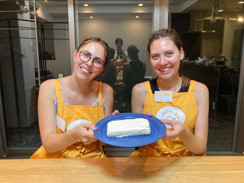 Making Fresh To-fu from soybeans in Kyoto - A 90-minute lesson with a clear rhythm