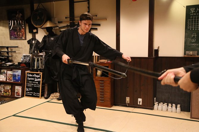 Ninja 2-hour Hands-on Lesson by Japanese master in Kyoto -Medium - Shuriken, ropes, sickles, and blow darts