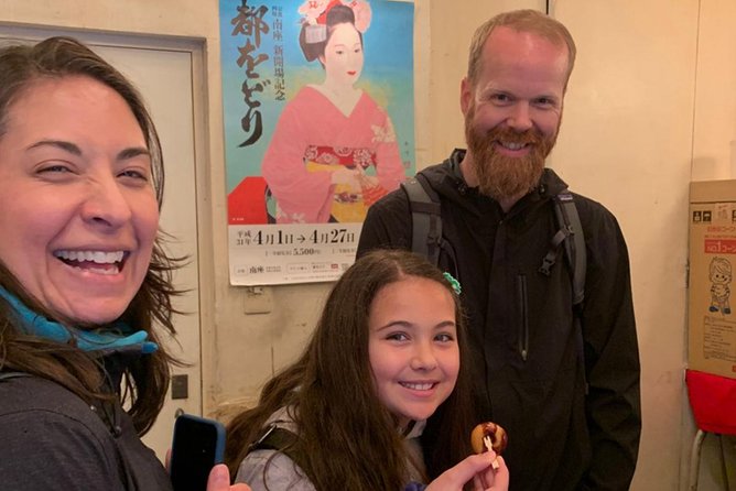 Nishiki Market Brunch Walking Tour (7 Tastings + Brunch) - A short stroll through Pontocho