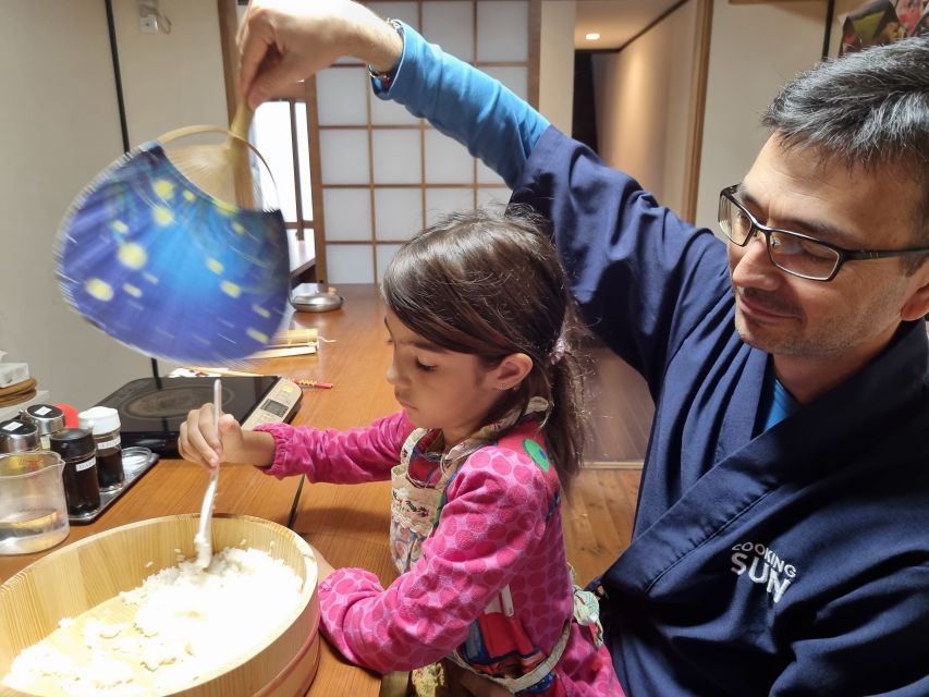 Nishiki Market Food Tour with Cooking Class - Why Nishiki Market Makes a Good Starting Point