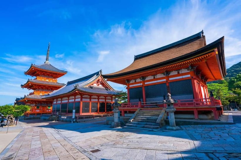 Osaka: Kyoto & Uji Historical Sites and Scenic Delights Tour - Uji Shrine and the town’s older character