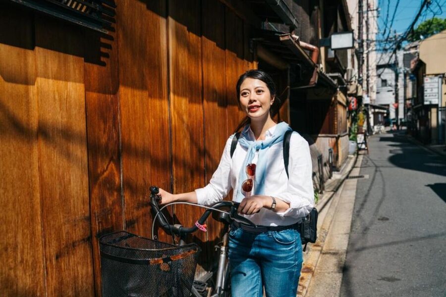 Pedal through Kyoto's Past: A Biking Odyssey - Why a bicycle works so well in Kyoto