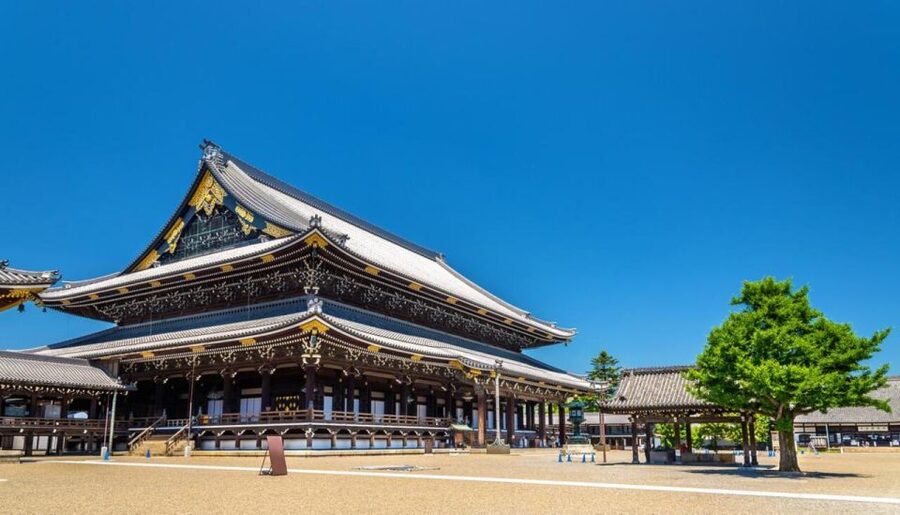 Pedal through Kyoto's Past: A Biking Odyssey - Starting near Nishi Hongan-ji