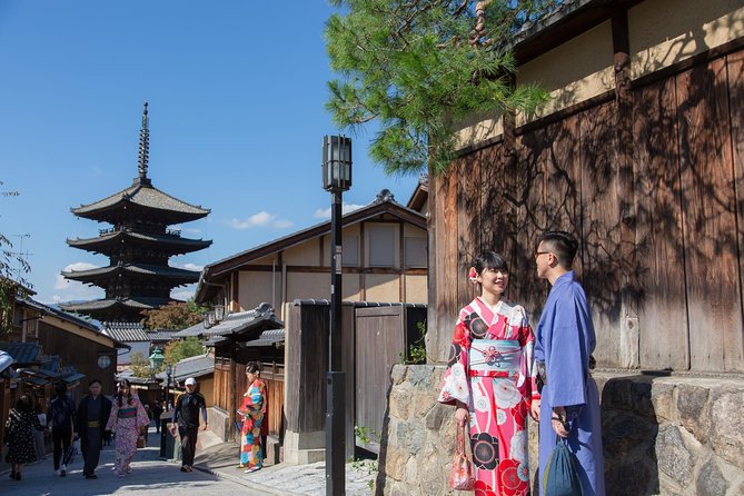 Photo Shoot with a Private Vacation Photographer in KYOTO, JAPAN - What the photographers add