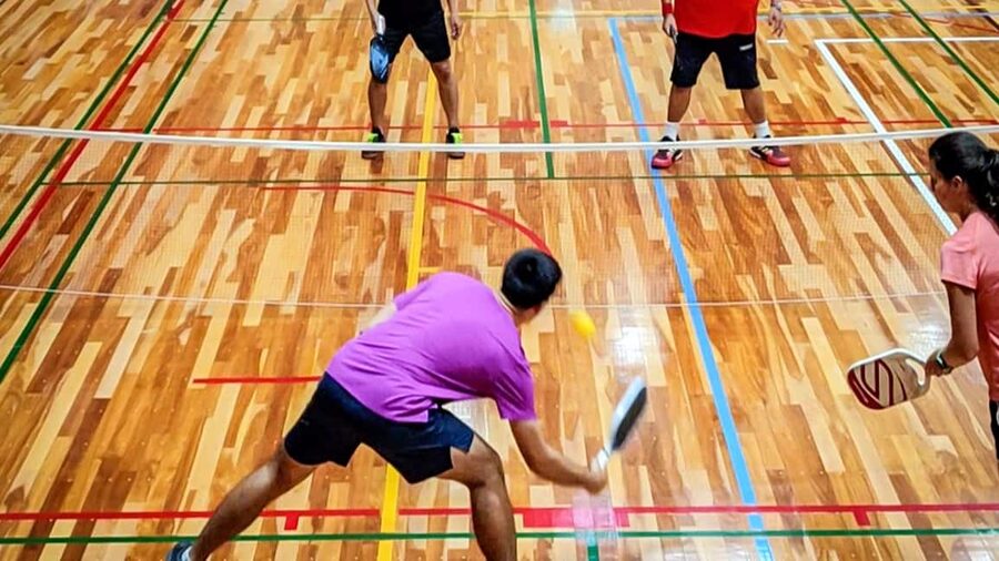 Pickleball in Osaka & Kyoto with Locals! - Meeting Japanese locals through sport