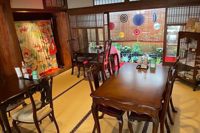 Private Cooking Class Udon in Kyoto Japan - Making udon in an old Kyoto townhouse