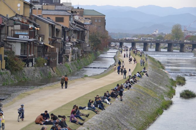 Private Highlights of Kyoto Tour - Sanjusangendo and Kiyomizu-dera