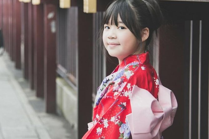 Private Kyoto Family Tour with a Local – 100% Personalized - Railway Museum and other hands-on options