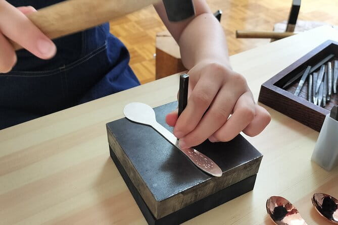 Pure Silver Spoon Making Workshop in Kyoto - A friendly workshop with tea and clear guidance
