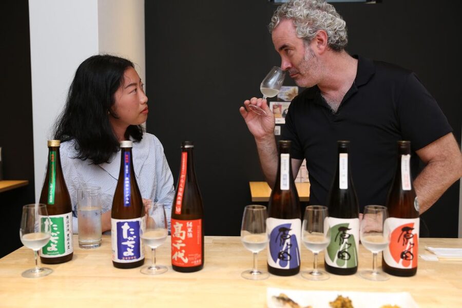 Sake Tasting in Central Kyoto - What Kenji adds to the sake lesson