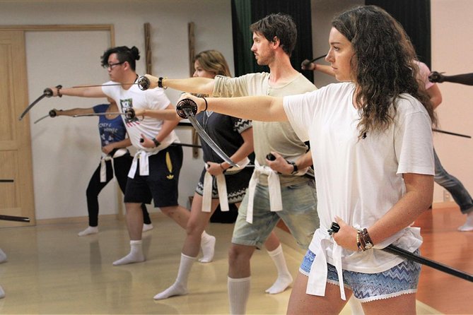 Samurai School in Kyoto: Samurai for a Day - From the first bow to drawing the sword