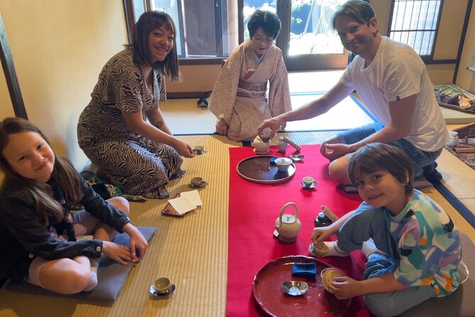 Sencha-do the Japanese Tea Ceremony Workshop in Kyoto - Why the four-person limit matters