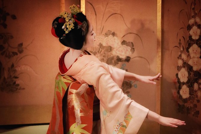 Small-Group Dinner Experience in Kyoto with Maiko and Geisha - Who should book this experience